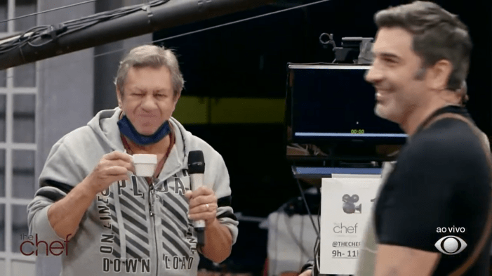 Edu Guedes reprova café que tomou (Foto: Reprodução)