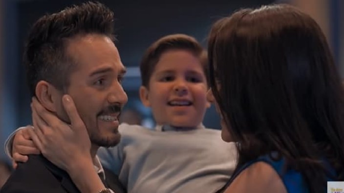 Helena e Pedro descobrem que estão grávidos em Te Dou a Vida (Foto: Reprodução)