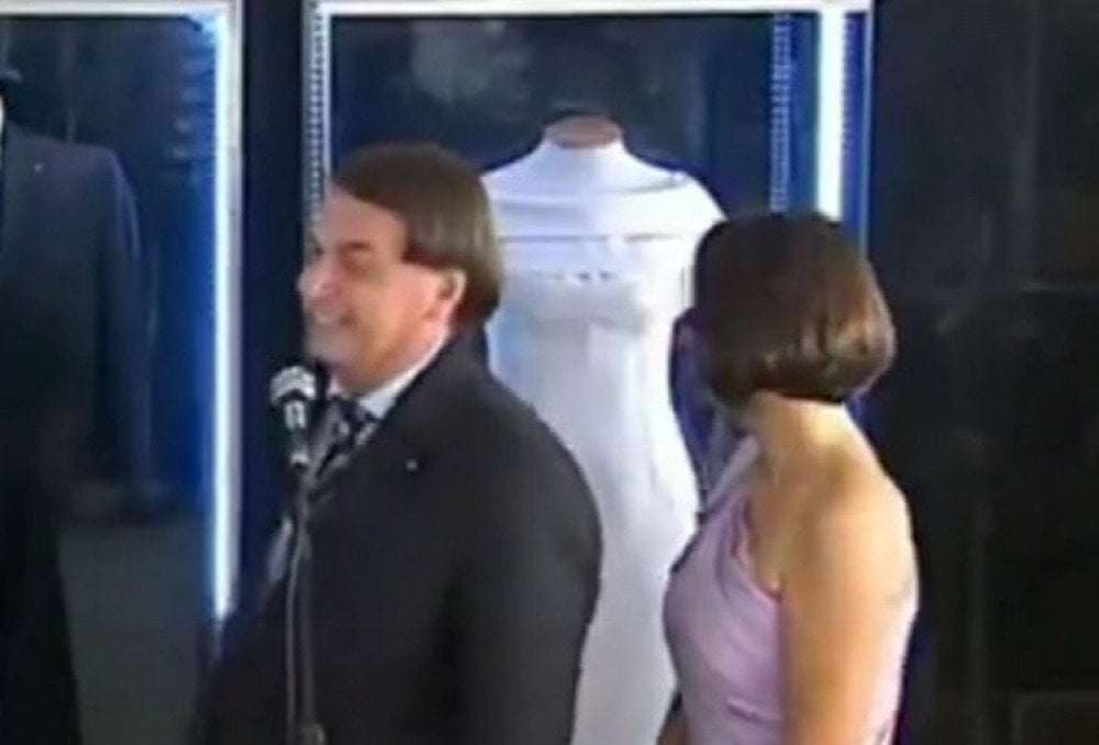Bolsonaro aparece com novo cabelo (Foto: Reprodução)