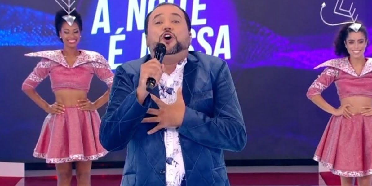 Geraldo Luís na estreia do A Noite é Nossa, que venceu o SBT na audiência (Foto: Reprodução/Record TV)