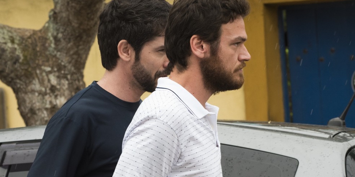 Rubinho (Emilio Dantas) acaba preso novamente em A Força do Querer (Foto: Reprodução/TV Globo)