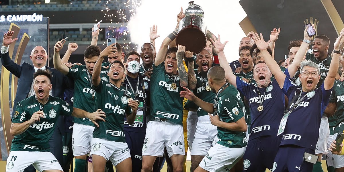 Jogadores do Palmeiras comemoram o título da Libertadores 2020; jogo fez o SBT líder de audiência (Foto: Cesar Greco/Palmeiras)