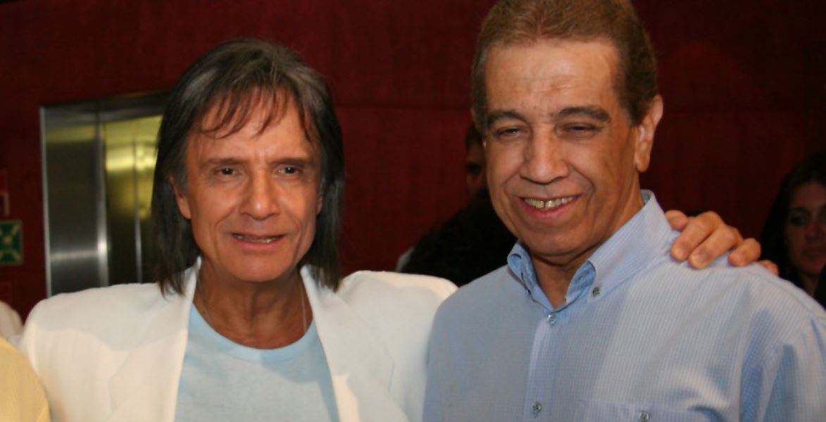 Roberto Carlos e seu irmão Lauro (Foto: Reprodução)