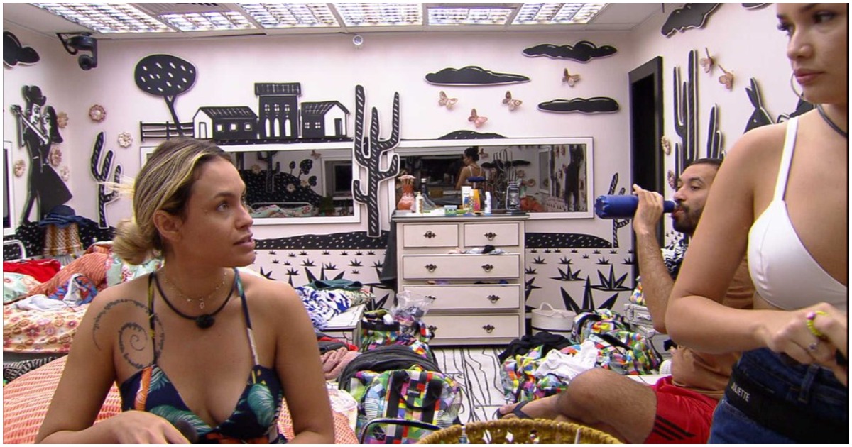 Sarah detona sister em conversa com Juliette e Gilberto no BBB21 (Foto: Globoplay)