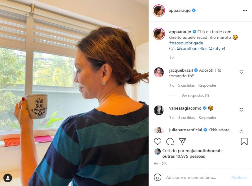 Ana Paula Araújo mandou recado na lata através de xícara personalizada (Foto: Reprodução/ Instagram)