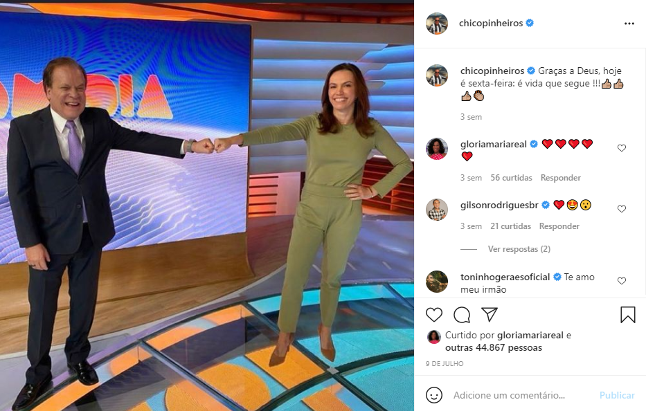 Chico Pinheiro posou com Ana Paula Araújo nos bastidores da Globo (Foto: Reprodução)