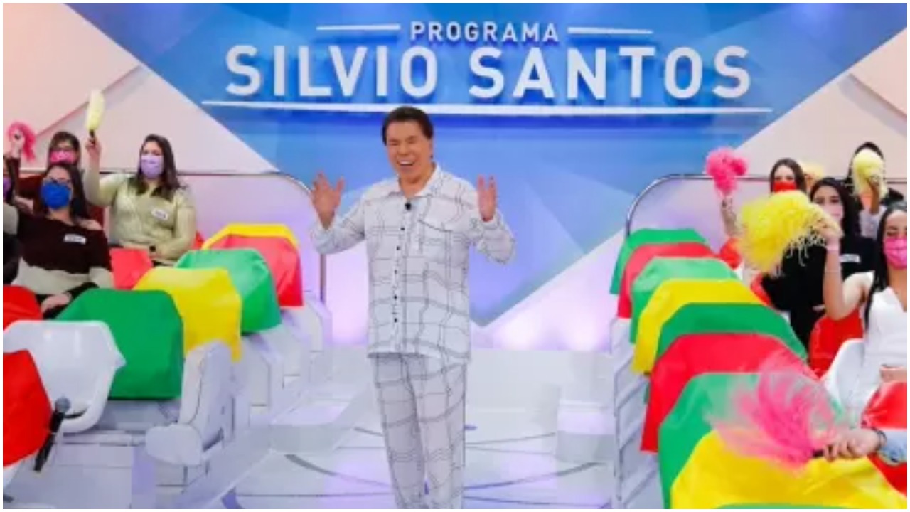 Silvio Santos de pijama (Foto: Reprodução)