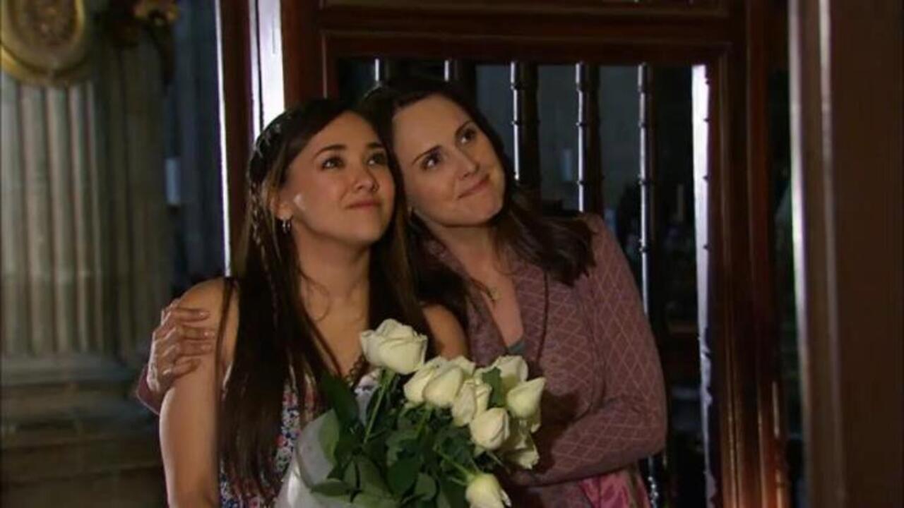 Liliana e Adriana em Amores Verdadeiros. (Foto: Divulgação)