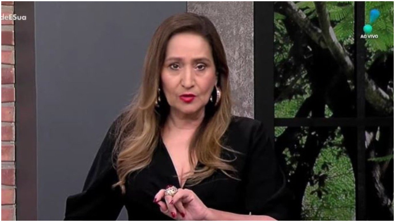 Sonia Abrão surpreende público ao aparecer na Rede Globo (Foto: Reprodução)