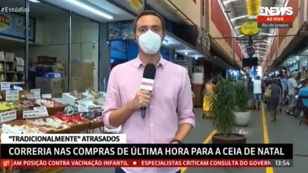 Repórter da Globo troca palavra e causa constrangimento (Foto: Reprodução)