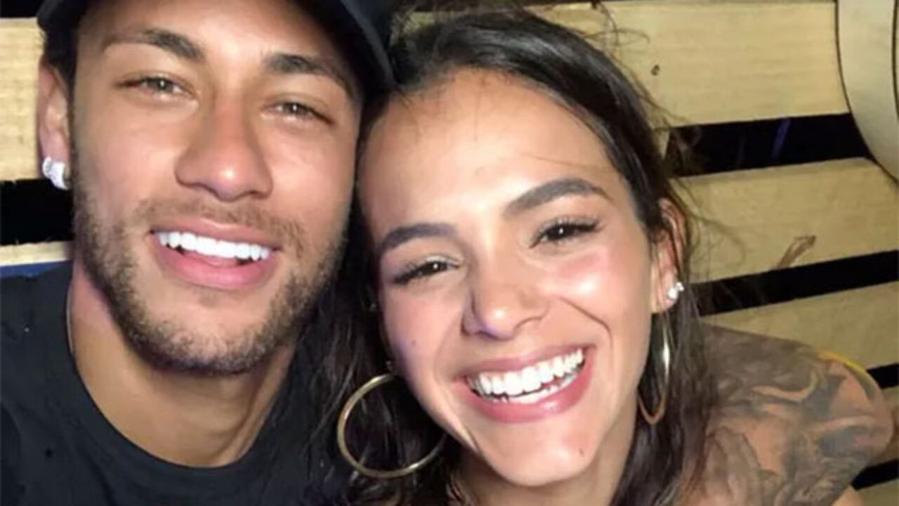 Bruna Marquezine e Neymar quando eram um casal (Foto: Reprodução)
