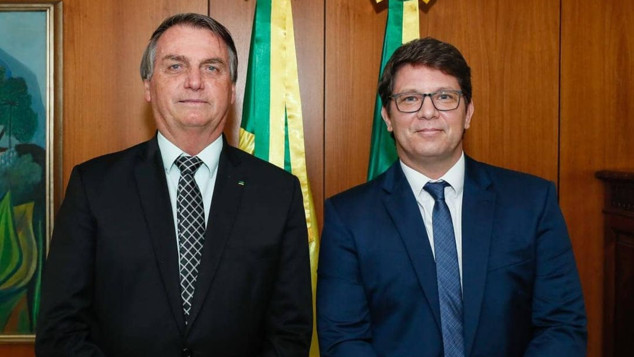 Bolsonaro e Mario Frias (Foto: Reprodução)