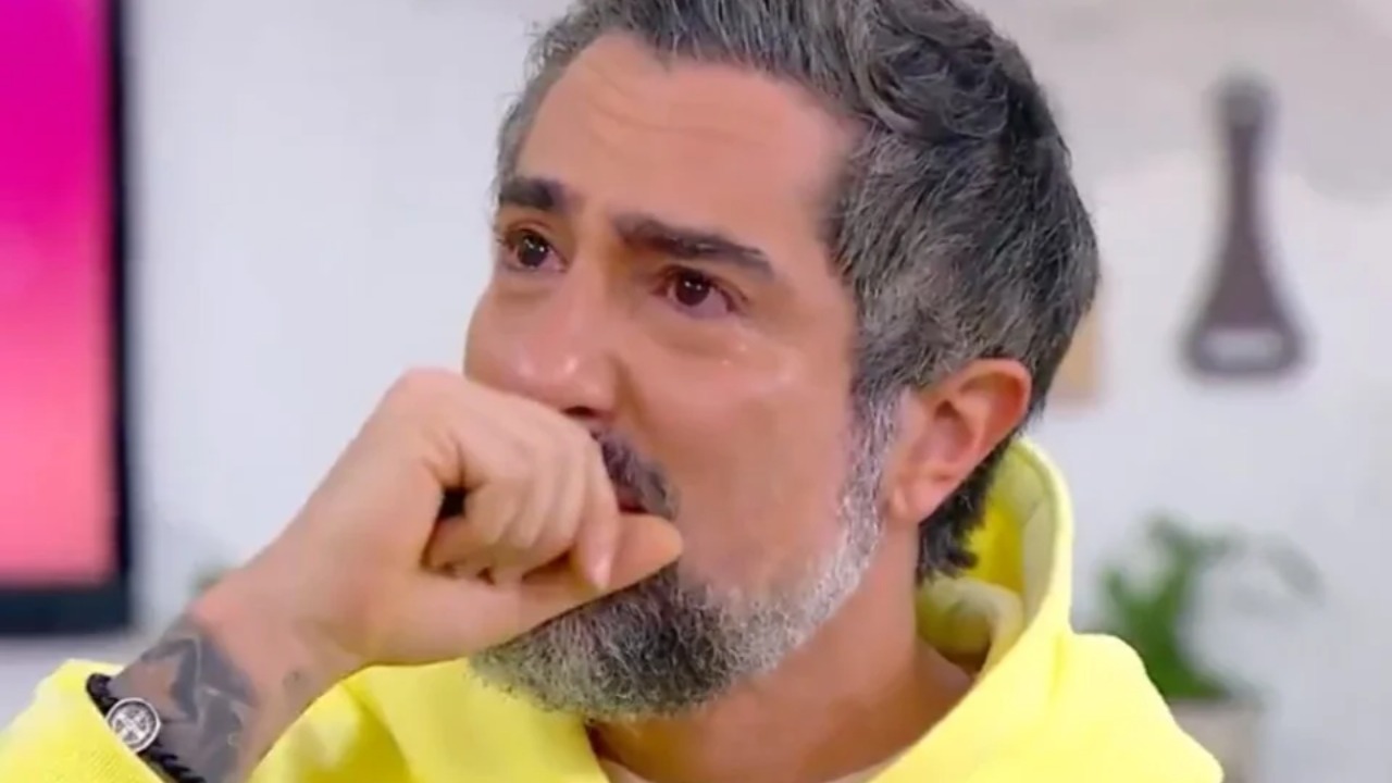 Marcos Mion chora após Globo decidir tirar Caldeirão do ar (Foto: Reprodução)