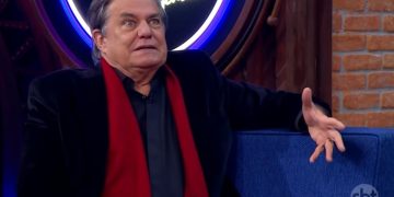 Ronnie Von conta em entrevista a Danilo Gentilli sobre doença grave. Foto: Reprodução/SBT