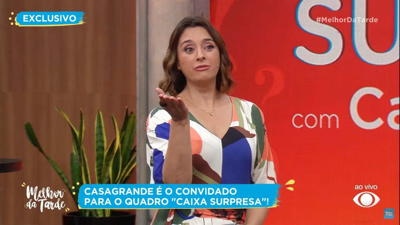 Catia Fonseca é vista na Globo após demissão inesperada. (Foto: Reprodução/Bandeirantes)