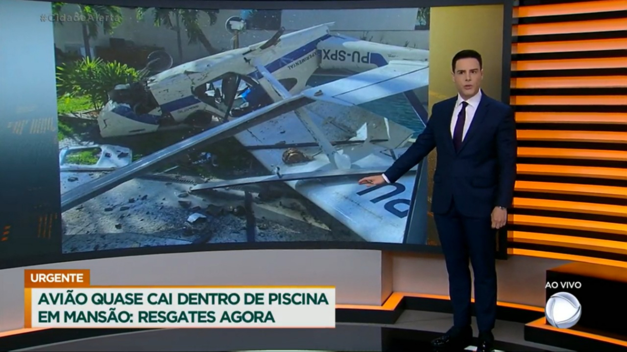Luiz Bacci anuncia trágico acidente ao vivo no Cidade Alerta (Foto: Reprodução)