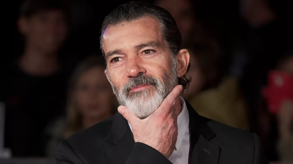 Antonio Banderas lança novos perfumes no Brasil (Foto: Reprodução)